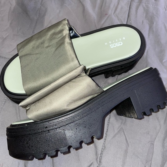 ASOS DESIGN MADE IN ITALY PADDED PLATFORM SANDAL - Picture 3 of 6